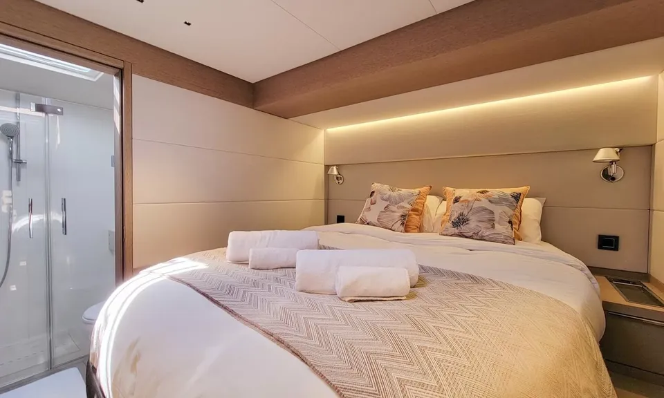 Blue Iris, 2023 Lagoon SIXTY 7, photo 19