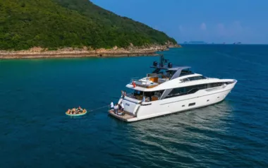 SL90 by Sanlorenzo – Private Motor Yacht Charter in Hong Kong