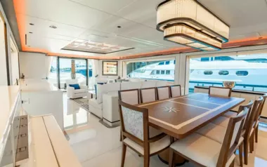 Miss Michelle by Horizon – Private Superyacht Charter in the Turks and Caicos