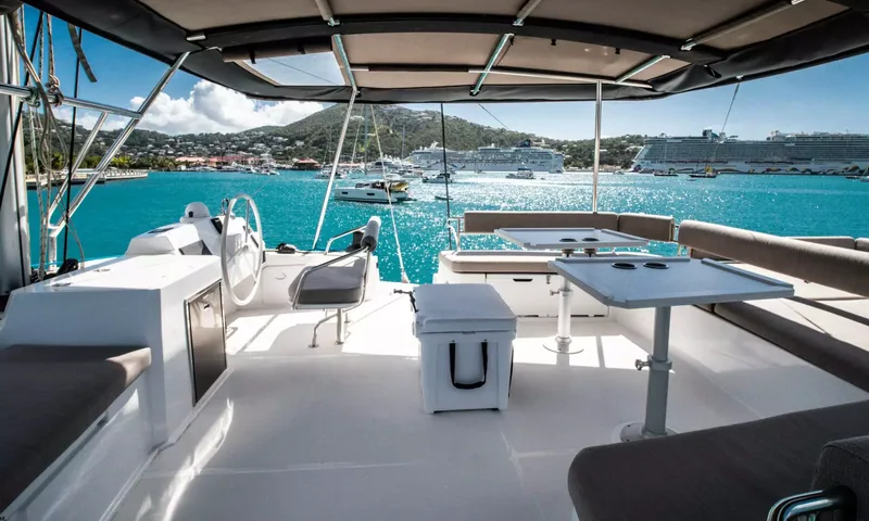 Southern Queen image 13