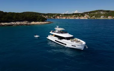 Olivia I by Azimut – Private Motor Yacht Charter in Hvar