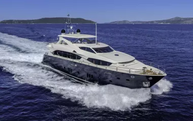 Arago by Sunseeker – Private Superyacht Charter in Hvar