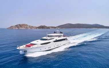 White Pearl I by Sunseeker – Private Superyacht Charter in Lefkada