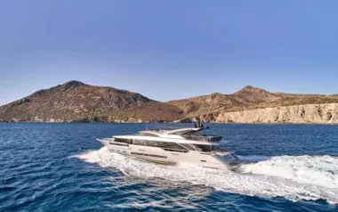 Seammetry by Dreamline – Private Superyacht Charter in Greece