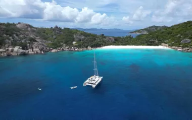 Reve2Mer by Lagoon – Private Sailing Catamaran Charter in Male