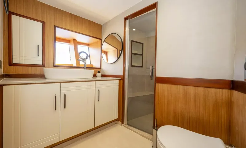 Lila Trawler – Bild 10