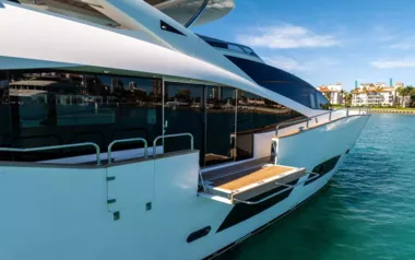 Rmm Job by Sunseeker – Private Motor Yacht Charter in the USA