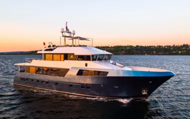 Ascente by Westport – Private Motor Yacht Charter in Alaska