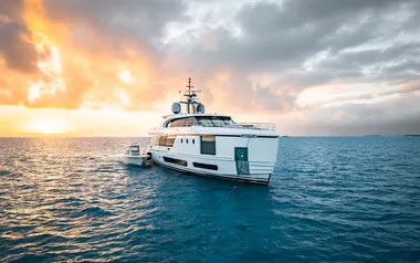 Proposition by Azimut – Private Superyacht Charter in the Bahamas