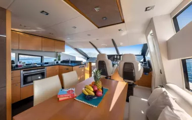 Polpo by Sunseeker – Private Motor Yacht Charter in Athens