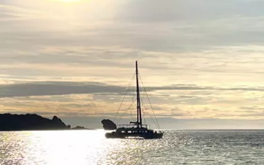 Blue Griffin by Lagoon – Private Luxury Catamaran Charter in Panama City