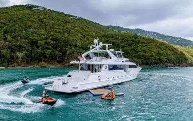 Perseverance by Broward – Private Motor Yacht Charter in St Thomas