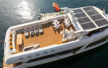 Vision von Salim Craft – privater Motoryacht Charter in Oman