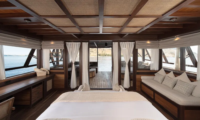 Sanya image 21
