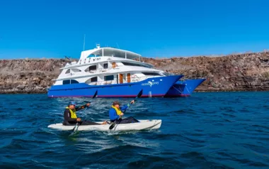 Ocean Spray by Custom Made – Private Motor Yacht Charter in Ecuador