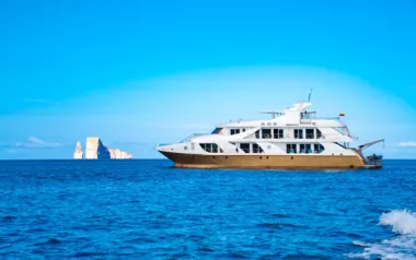 Elite Galapagos by Custom Made – Private Superyacht Charter in Ecuador