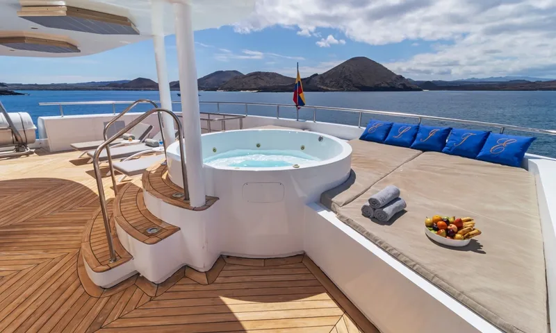 Elite Galapagos – Bild 38