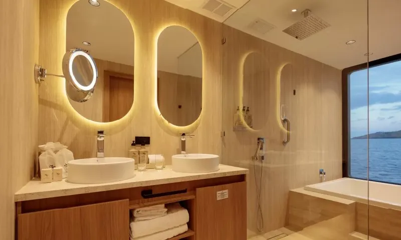 Hermes Catamaran – image 14
