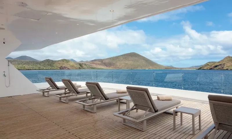 Hermes Catamaran – image 36