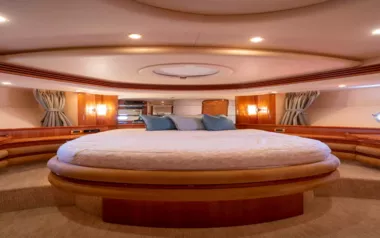 Victoria PR by Azimut – Private Motor Yacht Charter in Puerto Rico
