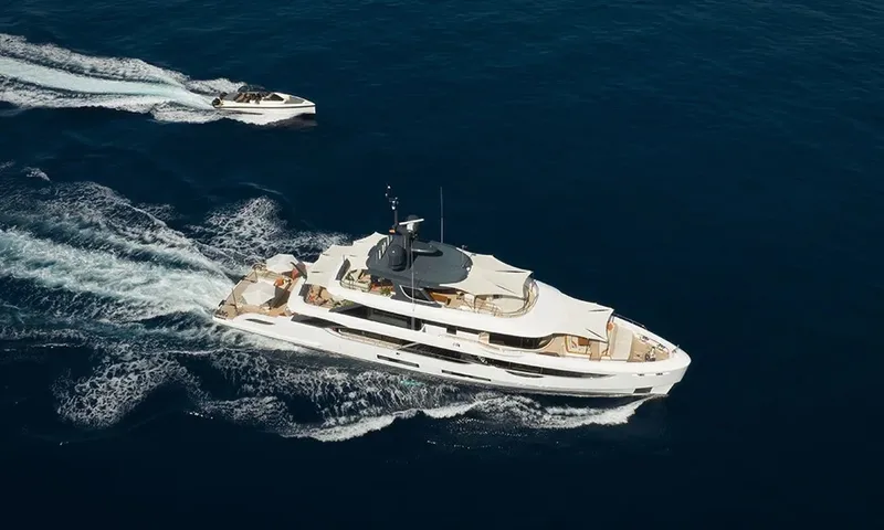 Maverick image 28