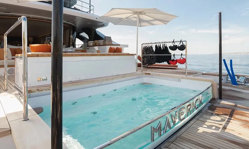 Maverick image 2