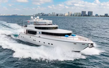 Southern Belle by Johnson Yachts – Private Motor Yacht Charter in St Vincent