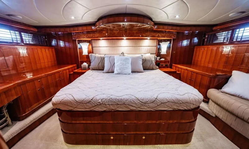 Southern Belle image 14
