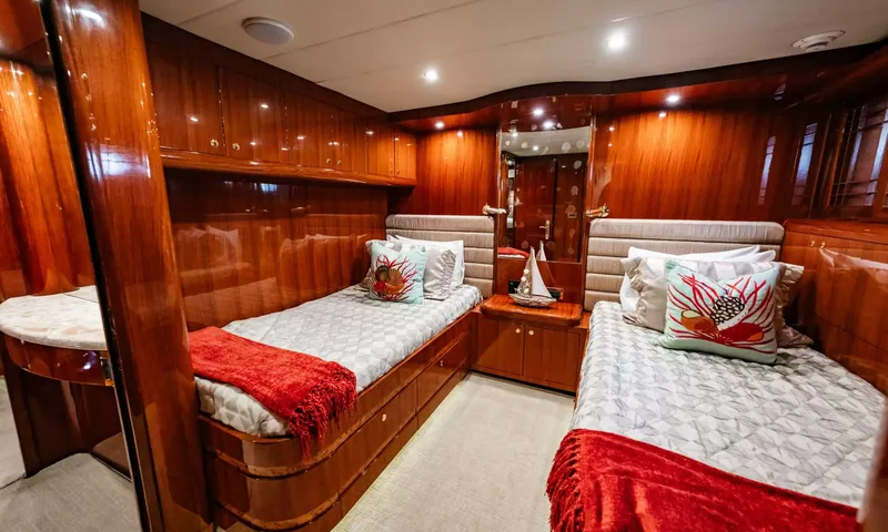 Southern Belle image 15