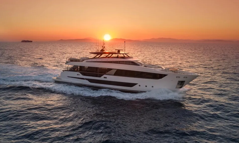 Spica, 2023 Ferretti 1000, photo 2