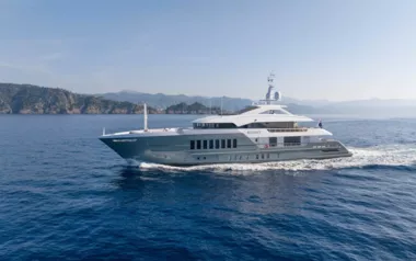 Reliance by Heesen – Private Superyacht Charter in Santa Catalina