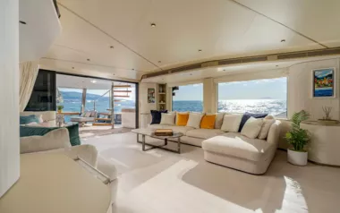 Blue Eyes by Azimut – Private Motor Yacht Charter in Italy
