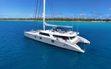 Che by Sunreef Yachts – Private Sailing Catamaran Charter in Fiji