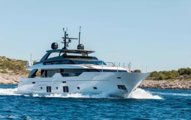 Piola by Sanlorenzo – Private Motor Yacht Charter in Greece