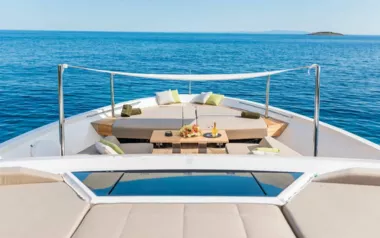 Piola by Sanlorenzo – Private Motor Yacht Charter in Greece