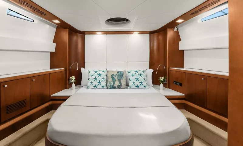 Azimut image 20