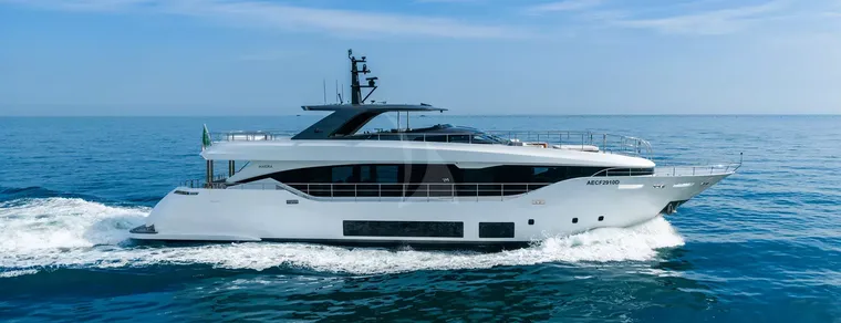 Maiora yacht available to charter