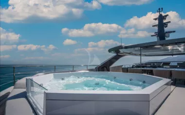 Happy Island by Maiora – Private Superyacht Charter in Italy