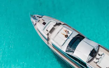 Time Off by Pershing – Private Motor Yacht Charter in Nassau