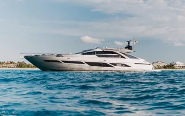 Time Off by Pershing – Private Motor Yacht Charter in Nassau