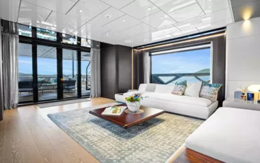 Canoe Canoe by Custom Line – Private Superyacht Charter in the Turks and Caicos