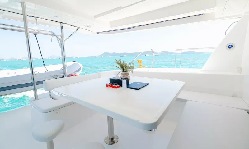 Sail La Vie image 17
