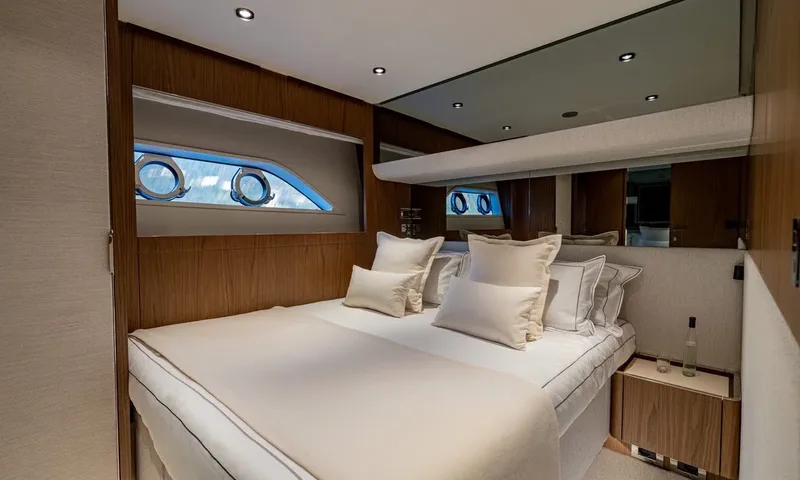 Sea Diamond image 18