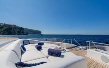 Invictus by Sanlorenzo – Private Motor Yacht Charter in France