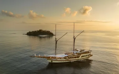 Otium by Custom Made – Private Motor Sailer Charter in Komodo