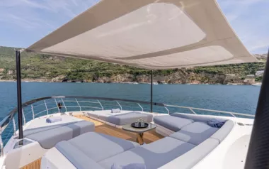 Ale by Azimut – Private Motor Yacht Charter in Amalfi