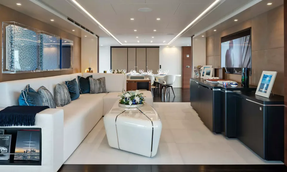 Ela, 2021 Heesen, photo 6