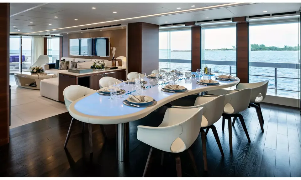 Ela, 2021 Heesen, photo 13