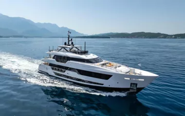 Fifi by Custom Line – Private Superyacht Charter in Monaco