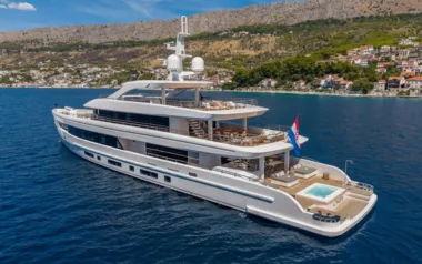 Oriy by Nauta, Private Superyacht Charter in Virgin Gorda